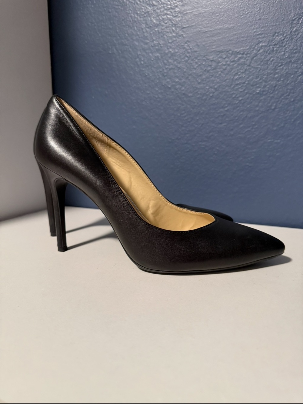 Jessica Simpson Black Pointy Heels Size 8 4” Heel - Picture 2 of 7